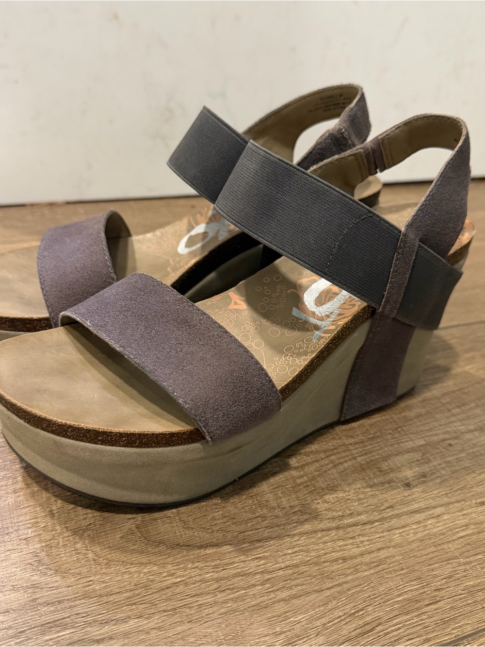 OTBT Taupe Suede Platform Wedges with Elastic Strap, 9 - Picture 3 of 9